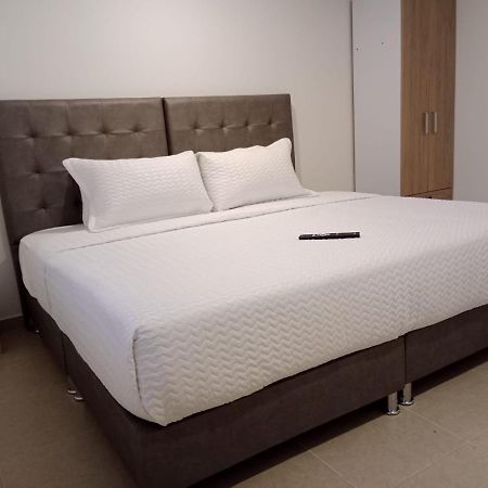 Aparta Suite Plaza Premium Bogota Luaran gambar