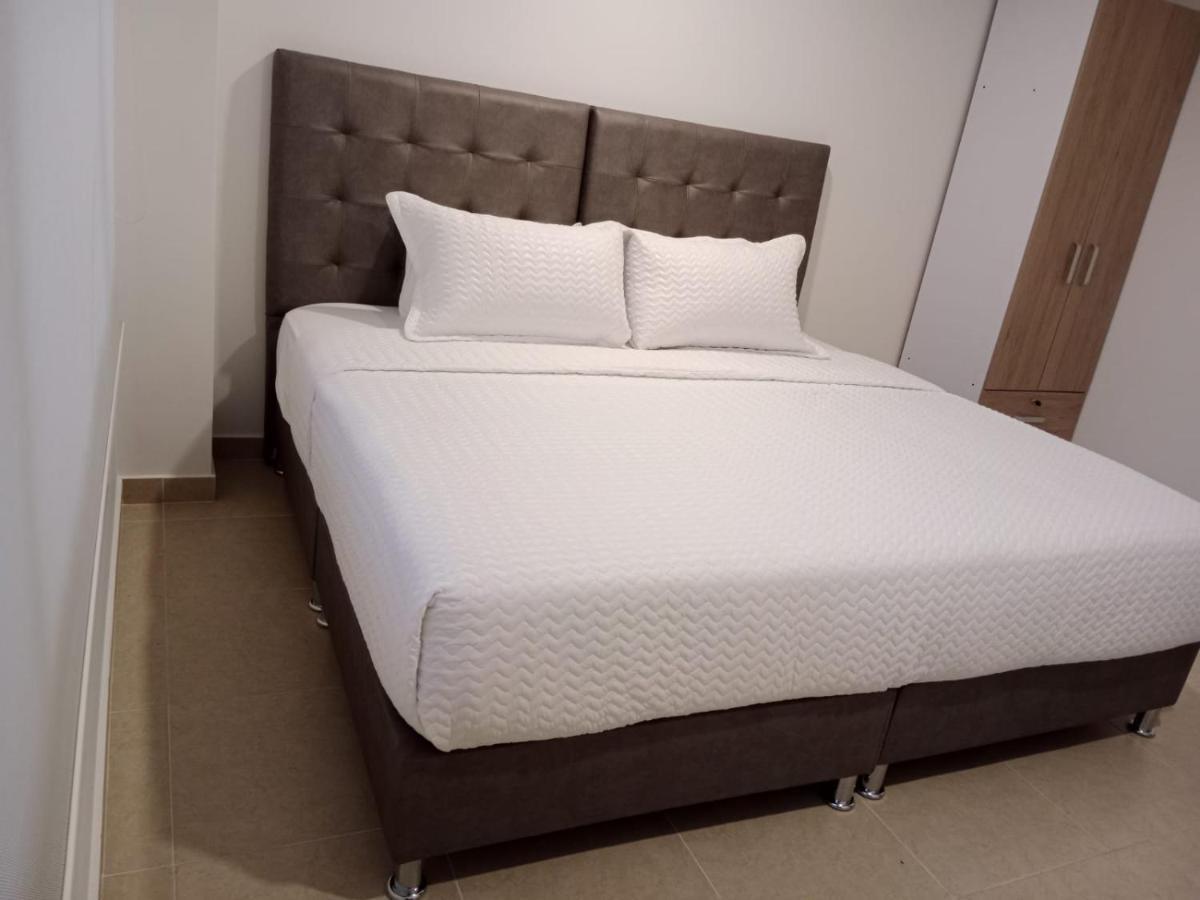 Aparta Suite Plaza Premium Bogota Luaran gambar